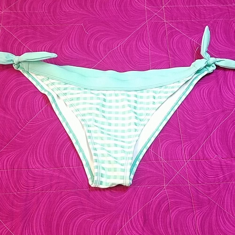 ✔5 for $25 Sugar Coast by Lolli Bikini Bottom M